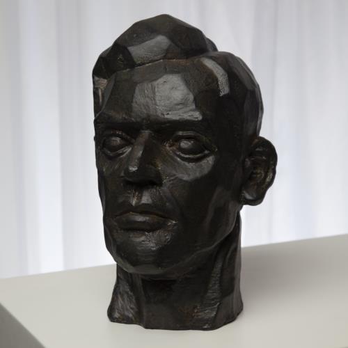 Human Form Sculpture-Bronze Verdi Human Form Sculpture-Bronze Verdi