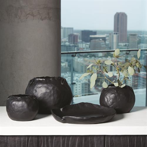 Petale Vase-Matte Black Petale Vase-Matte Black