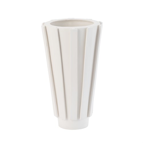 Dimensional Low Beam Vase