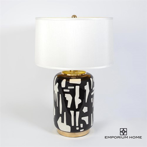 Abstract Lamp-Black/White