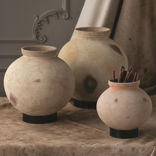 Desert Water Pot w/Iron Base Desert Water Pot w/Iron Base
