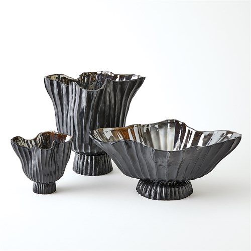 Folha Footed Vases and Bowl-Black/Metallic