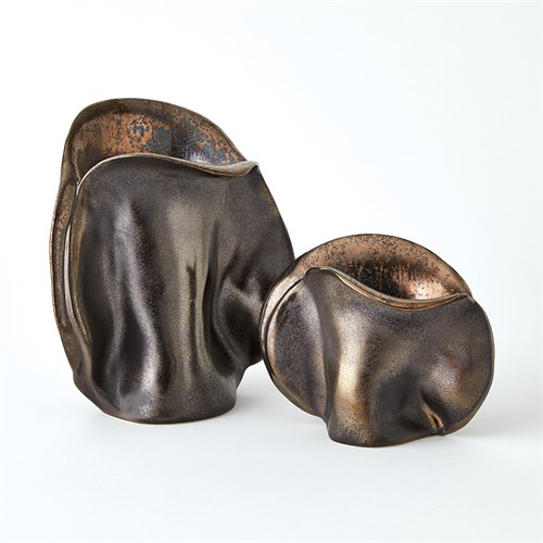 Bocca Vase-Reactive Bronze